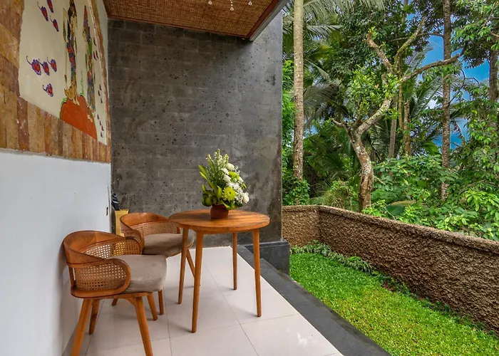 The Alus And Ubud